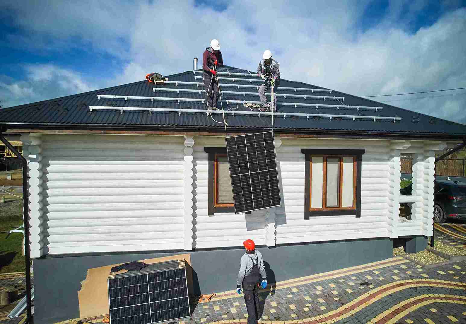 ¿Cuál es el objetivo de instalar paneles solares